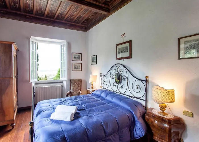 Arcitenens By Interhome コルトーナ